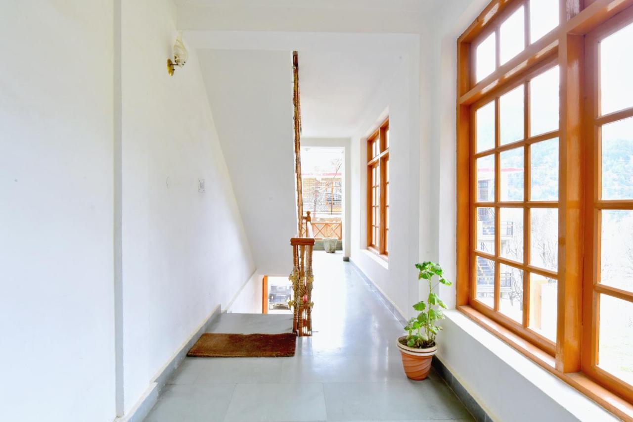 Oyo 10279 Sita Cottage Manāli Екстериор снимка